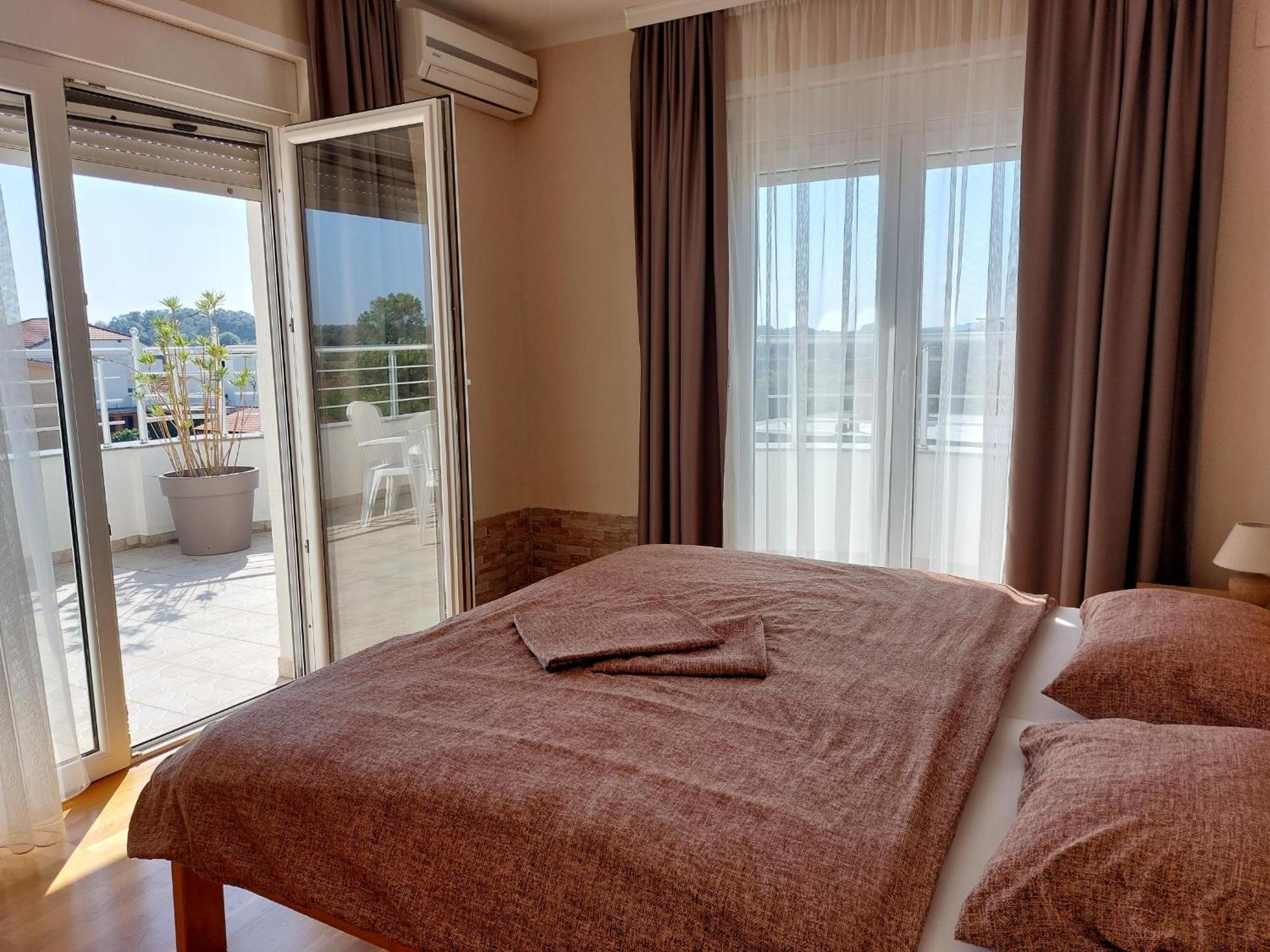 "House Muenster" Bed&Breakfast - Ulcinj Donji Stoj Room photo